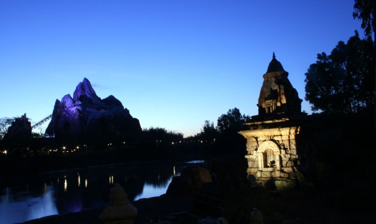 Overlooking the Mountains